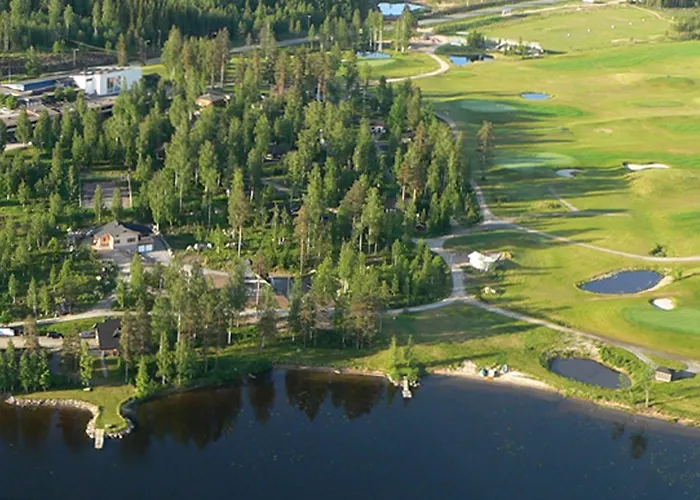 Lomakeskus Revontuli Cottages
